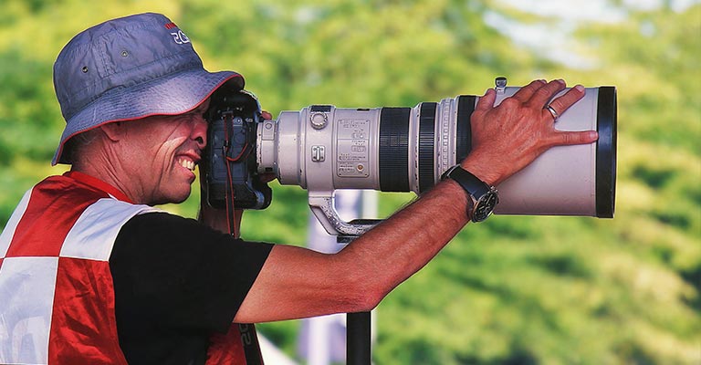 Choosing the Right Camera and Lens for Bird Photography